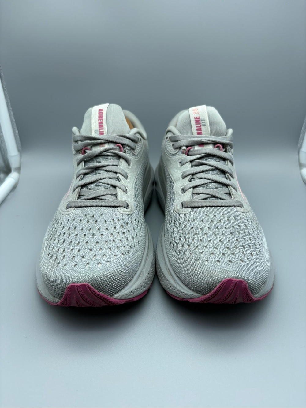 Brooks | Adrenaline GTS 24 Running Shoes - Gray Pink ; Womens 7 - Picture 2 of 8